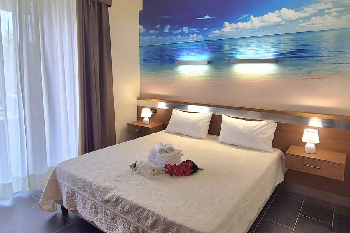 Deluxe-Apartment, Balkon | Schreibtisch, kostenloses WLAN