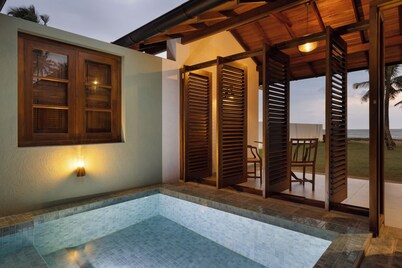 Oruva Beachside Villa