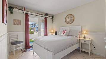 5 chambres, fer et planche à repasser, Wi-Fi, draps fournis