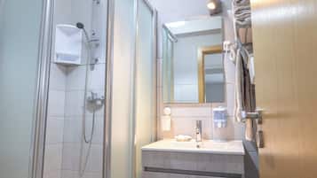 Produtos de toalete grátis, secador de cabelo