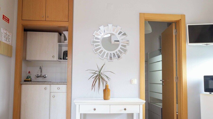 Água-Viva by Umbral