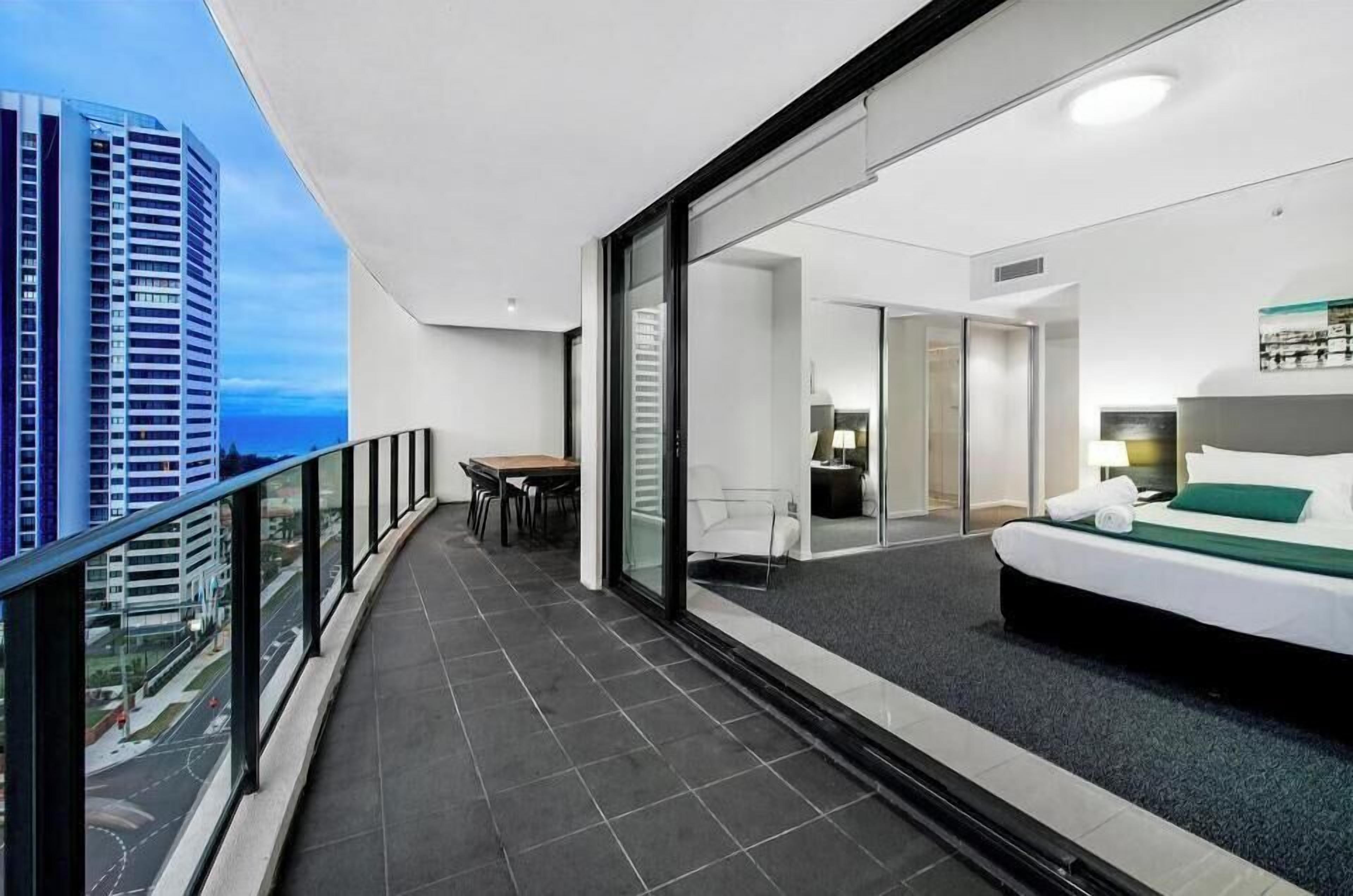 3 bedrooms, iron/ironing board, WiFi