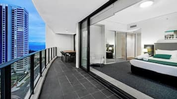 3 bedrooms, iron/ironing board, WiFi