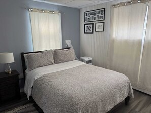 1 makuuhuone, silitysrauta/-lauta, Wi-Fi, vuodevaatteet