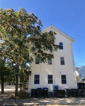 Exterior - Centrally + Conveniently Located (Providence)