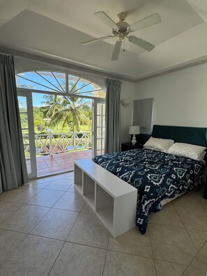 2 chambres, fer et planche à repasser, accès au Wi-Fi (inclus)