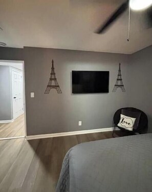 3 chambres, fer et planche Ă repasser, Wi-Fi, literie fournie