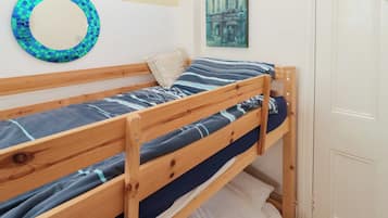 3 Schlafzimmer, individuell dekoriert, individuell eingerichtet