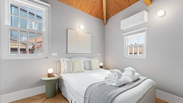 1 habitación, tabla de planchar con plancha, internet y ropa de cama