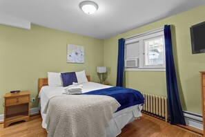 1 Schlafzimmer, Bügeleisen/Bügelbrett, Reisekinderbett, kostenloses WLAN
