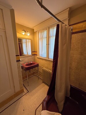 Hair dryer - Midstream Manor 1BR Parking WiFi (St. John's)