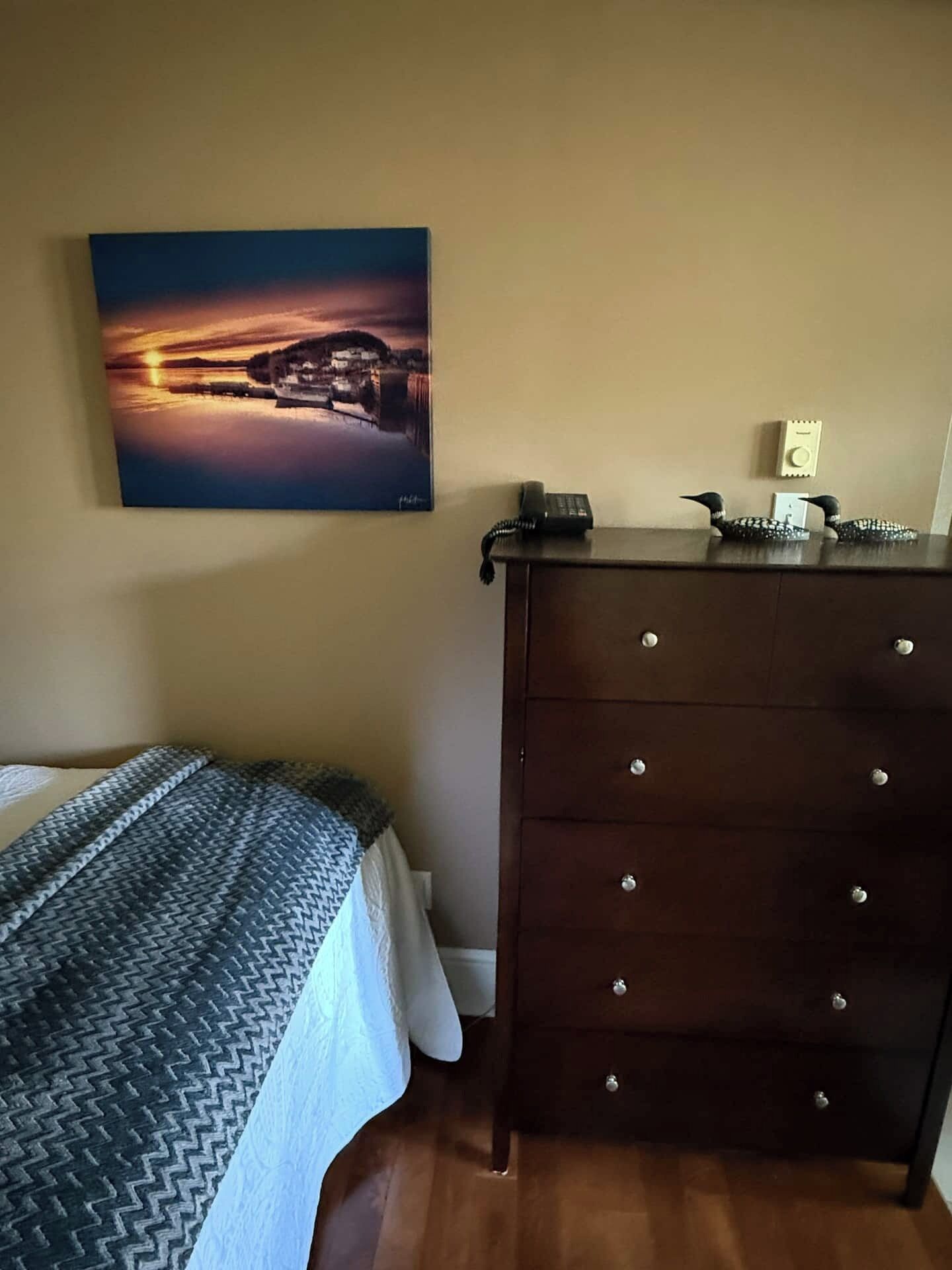 1 slaapkamer, een strijkplank/strijkijzer, reisbedje, gratis wifi