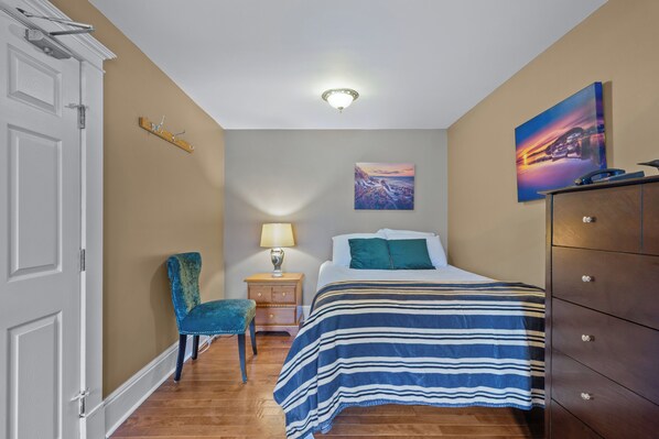 1 bedroom, iron/ironing board, travel cot, free WiFi