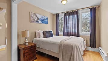 2 soverom, strykejern/-brett, reiseseng for barn og wi-fi (inkludert)