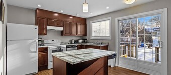 Spacious 3BR WiFi W/D Parking