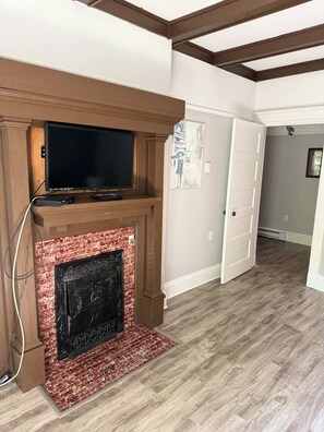 Interior - Waterfordbridge Apartments - 1 Bedroom Lower (St. John's)