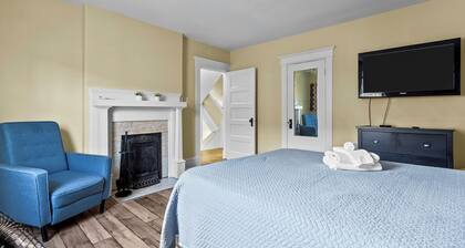 Pet-Friendly 2BR Wi-Fi Parking