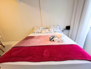 Blackout curtains, iron/ironing board, free WiFi