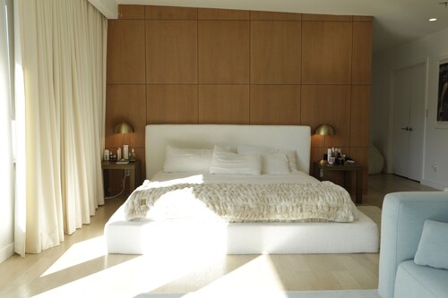 The Laurel Canyon House, 5 mins from the Chateau Marmont