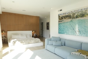 2 bedrooms, Internet, bed sheets
