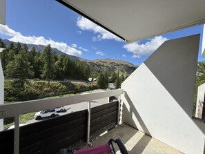 Property grounds - 100m from shops, 3rd floor, tv, 22m², Vars (Vars)