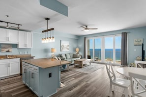 Interior - Gulf View Condo! Pools, Balcony! Steps 2 Beach (Panama City Beach)