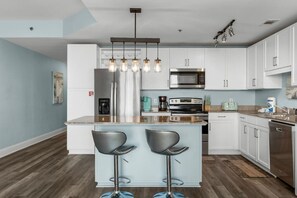 Fridge, microwave, oven, stovetop - Gulf View Condo! Pools, Balcony! Steps 2 Beach (Panama City Beach)