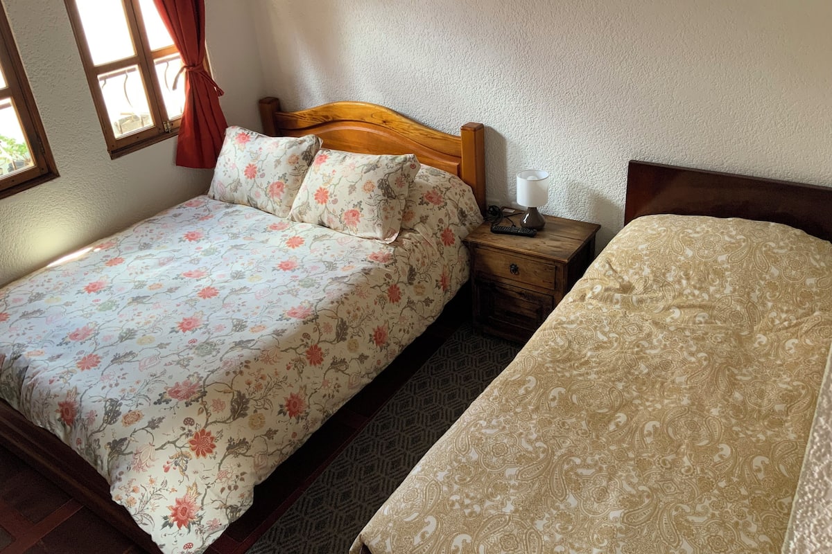 Room, Courtyard View | Blackout drapes, free WiFi