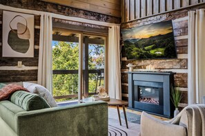 Smart-tv en een open haard