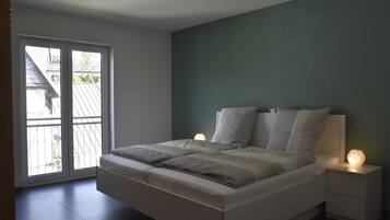 2 Schlafzimmer, Bügeleisen/Bügelbrett, Reisekinderbett, kostenloses WLAN