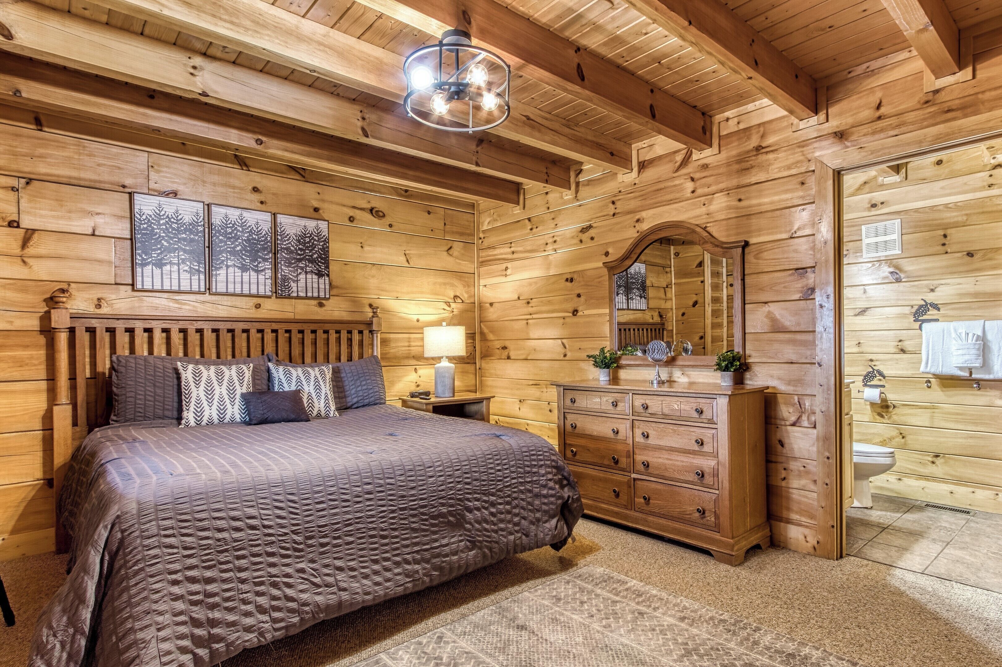 3 多间卧室、熨斗/熨衣板、WiFi、床单