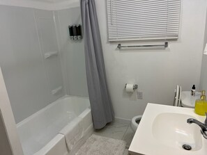 Towels, soap, shampoo, toilet paper