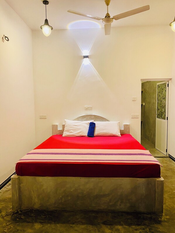 WiFi, bed sheets