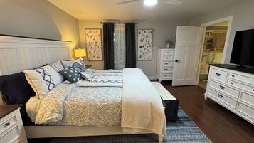 4 bedrooms, iron/ironing board, free WiFi, bed sheets