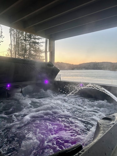 Lakehouse - Hot Tub - Near Colgate - Grill + Coffee Bar
