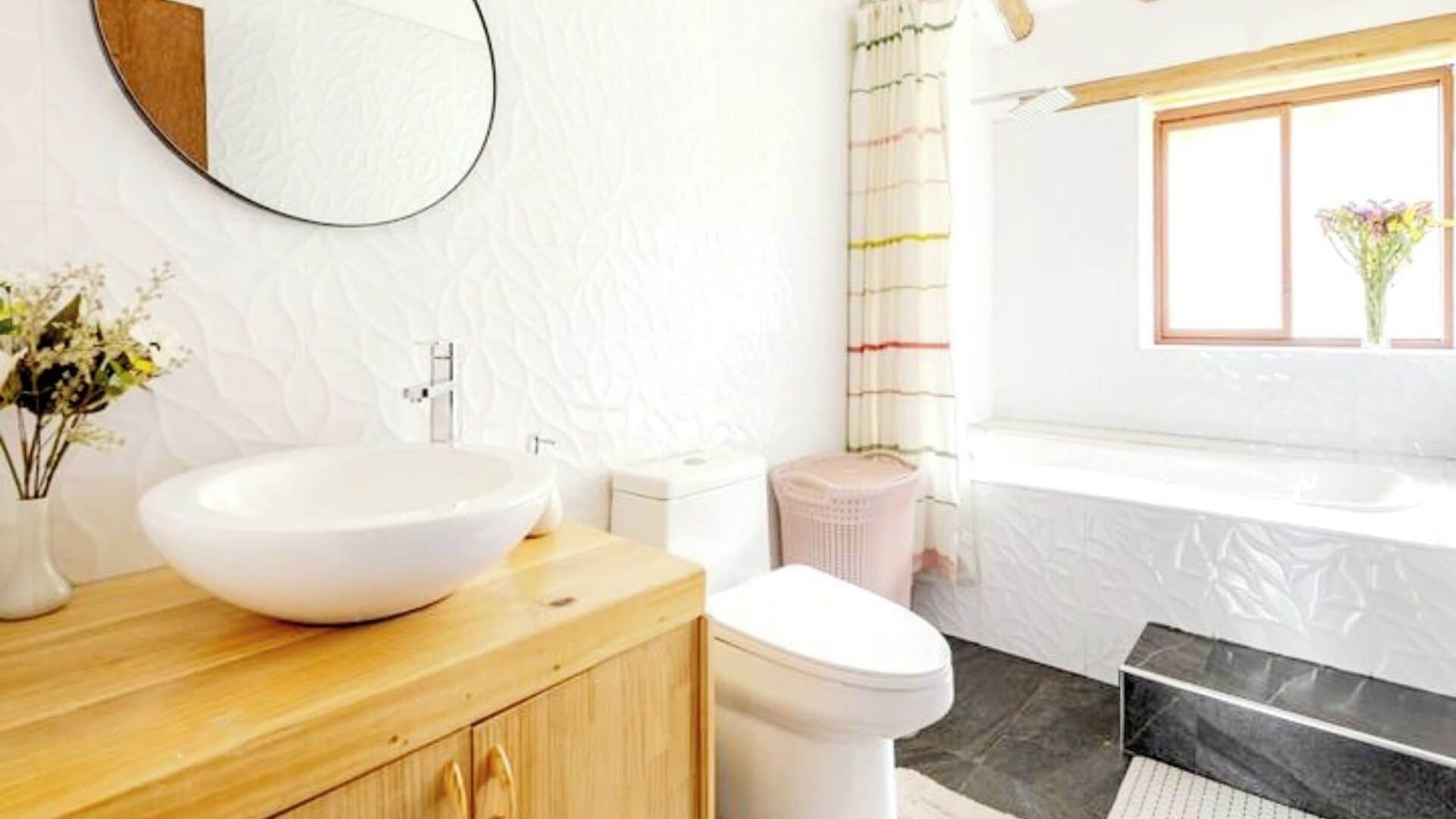 Shower, hair dryer, towels, toilet paper