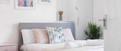 4 makuuhuonetta, internet, vuodevaatteet