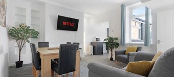 New! 4BR in Durham Road