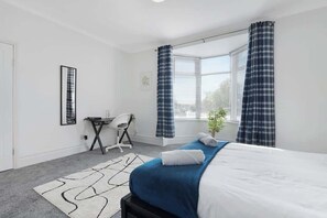 4 chambres, accès Internet, draps fournis