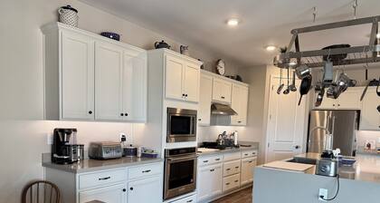 Newly Built family house 3-bedroom in Waddell