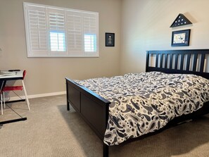 3 Schlafzimmer, Bügeleisen/Bügelbrett, kostenloses WLAN, Bettwäsche