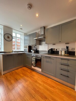 Standard Apartment | Private kitchen