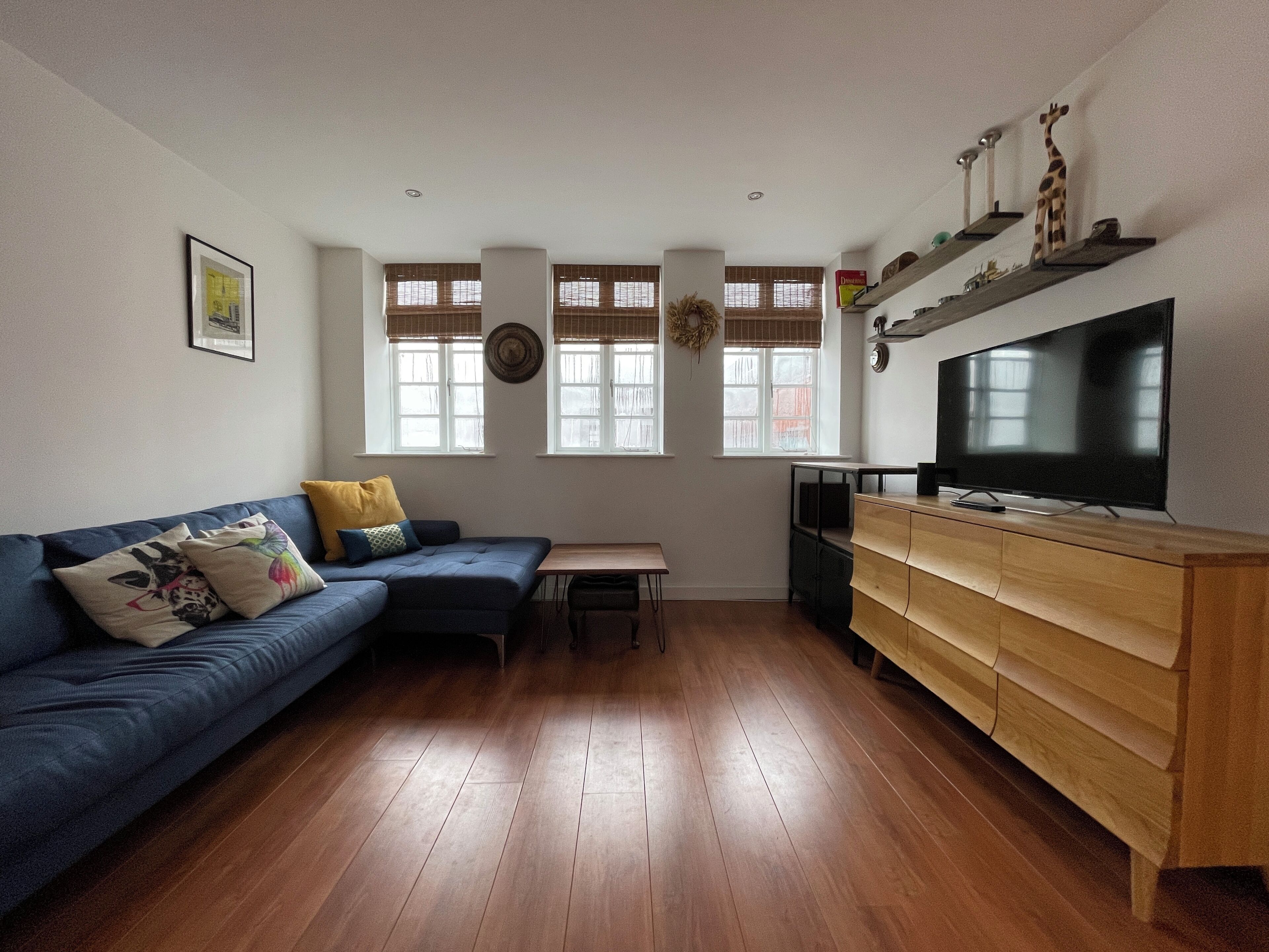 Standard Apartment | Living area