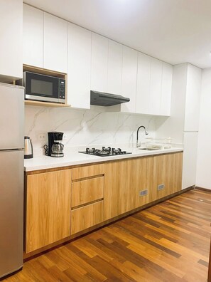 Microwave - Loft steps away from Larcomar for urban explorers (Miraflores)