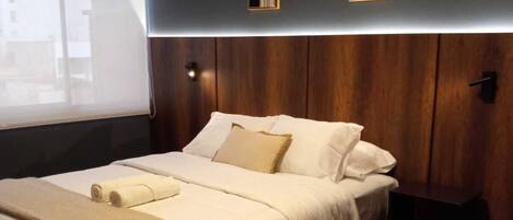 1 slaapkamer, een strijkplank/strijkijzer, gratis wifi, beddengoed