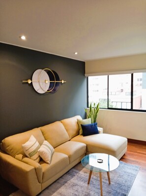 Smart TV - Loft steps away from Larcomar for urban explorers (Miraflores)