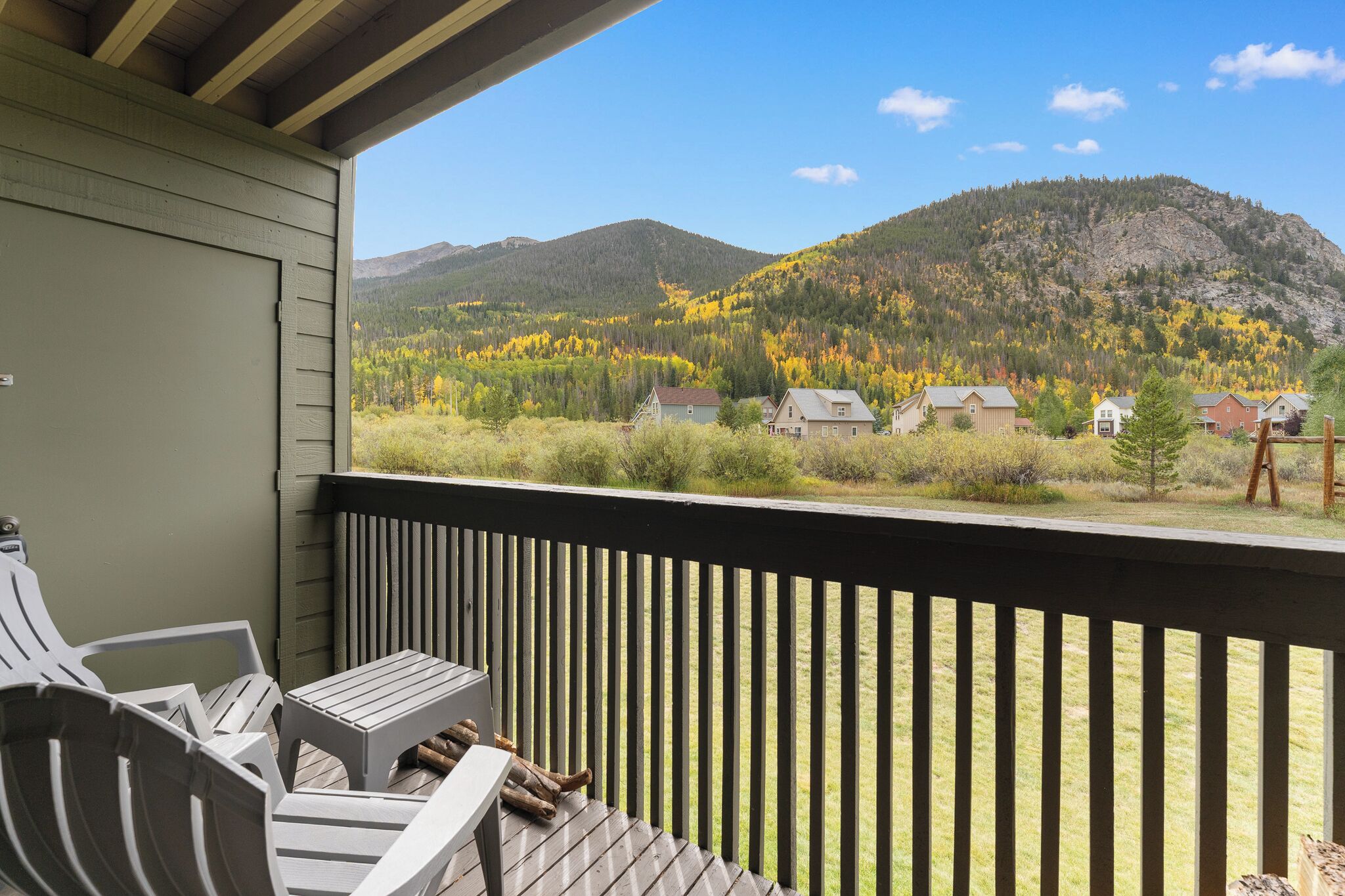 Condo (2 Bedrooms) | Property amenity