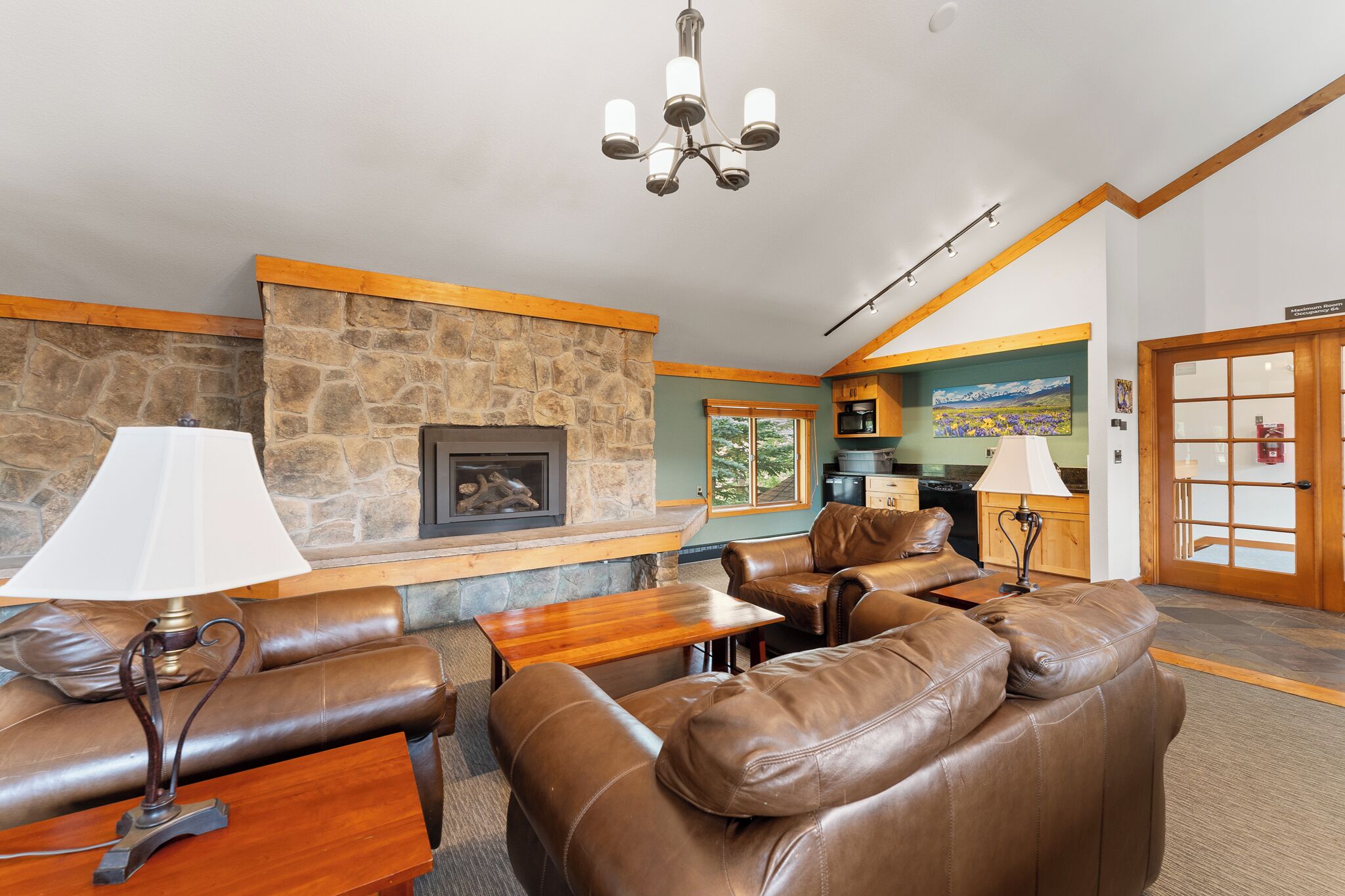 Condo (2 Bedrooms) | Property amenity