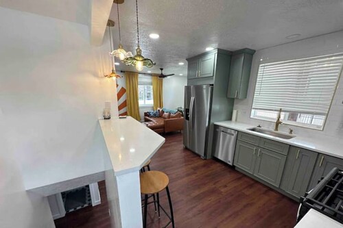 Rise&Shine- Mid Mod Entire House Hot Tub, Fire Pit