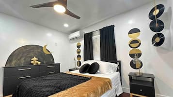 4 bedrooms, iron/ironing board, WiFi, bed sheets